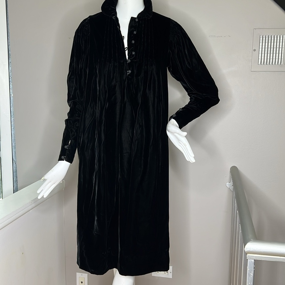 Oscar de La Renta Sz 6 Black Velvet Long Sleeve Midi Dress Vintage 1980’s
